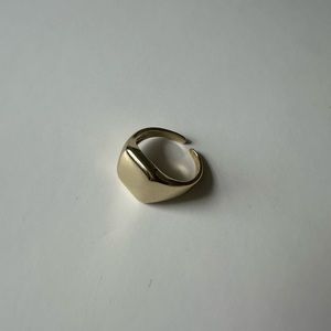 Adjustable gold plated signet ring